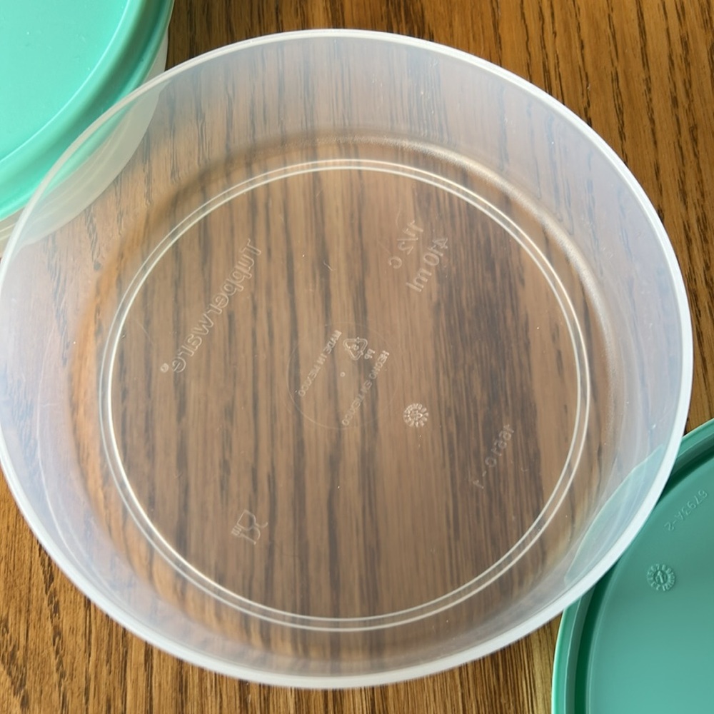 Tupperware Containers - Picture 4 of 8